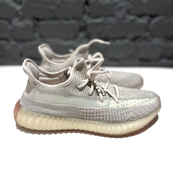 Yeezy Boost 350 V2 \'Citrin Non-Reflective\'